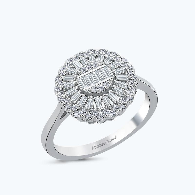 Pırlanta Baget Taşlı Yüzük