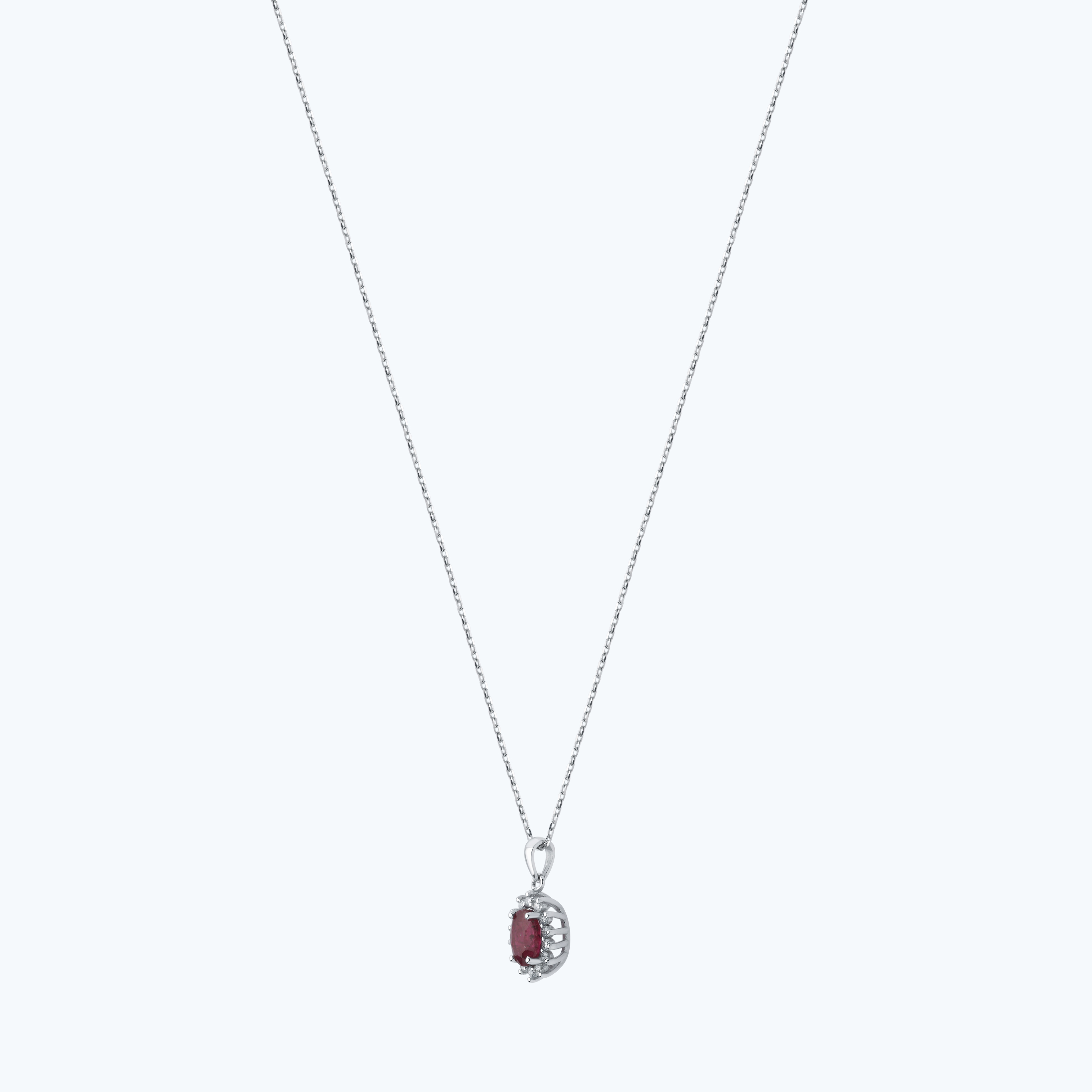 0.12 Karat Pırlanta Yakut Oval Kolye