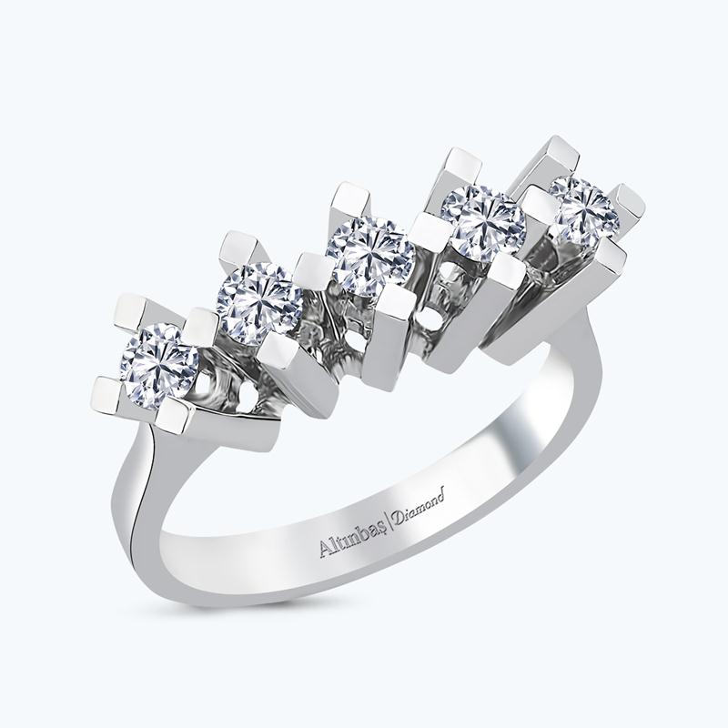 Pırlanta Beştaş Yüzük