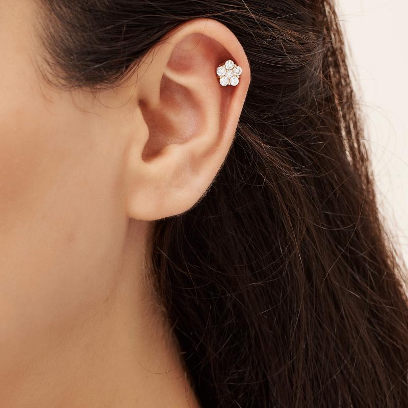 0.38 Karat Pırlanta Çiçek Tragus Piercing