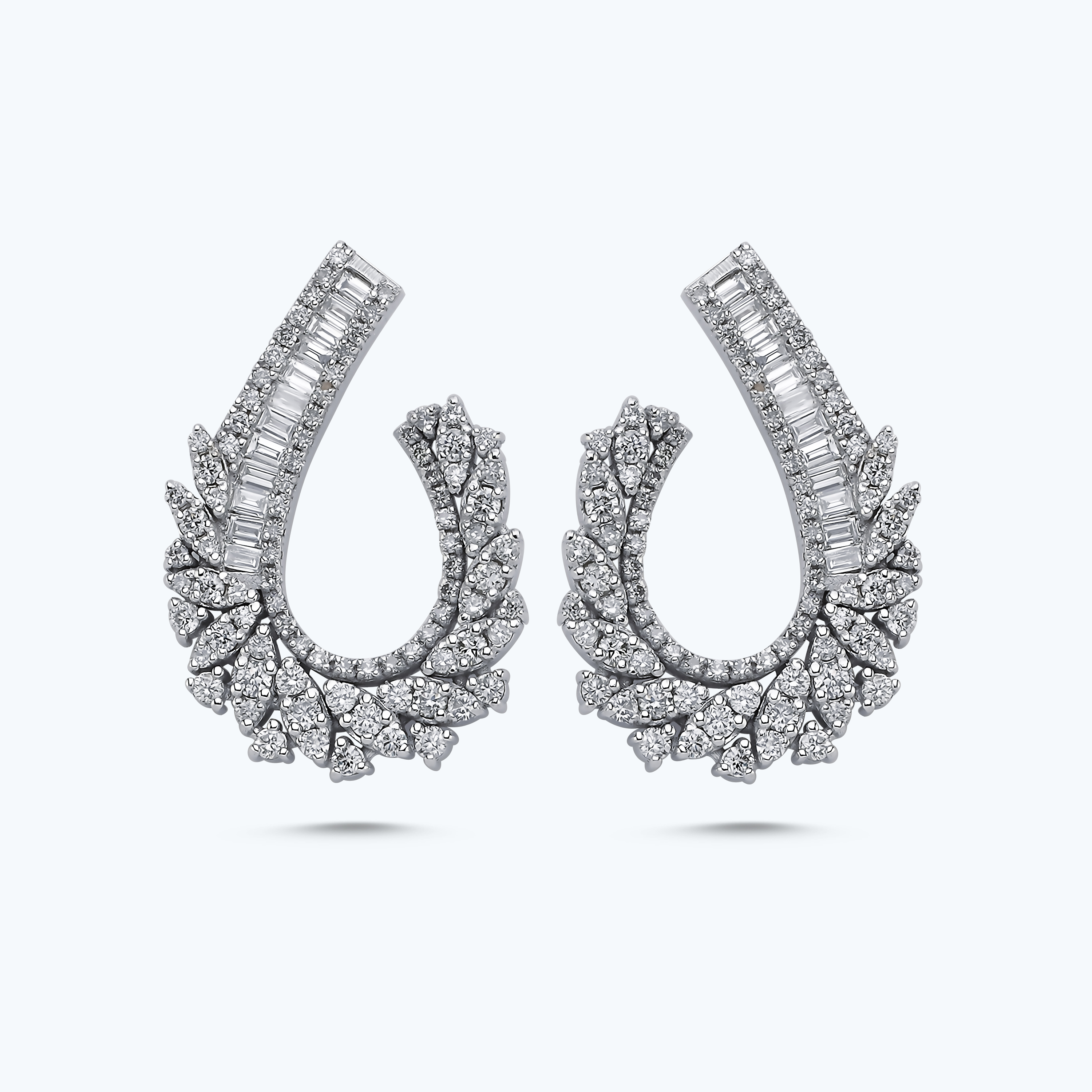 Pırlanta Baget Küpe