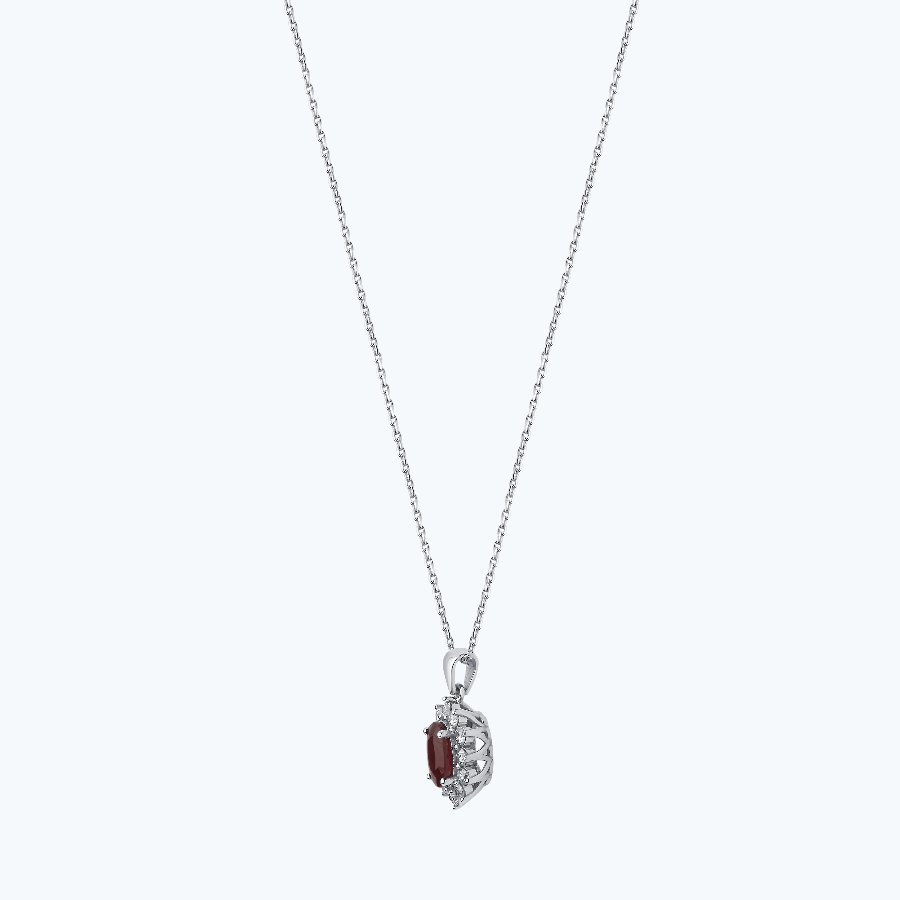 0.31 Karat Pırlanta Yakut Oval Kolye
