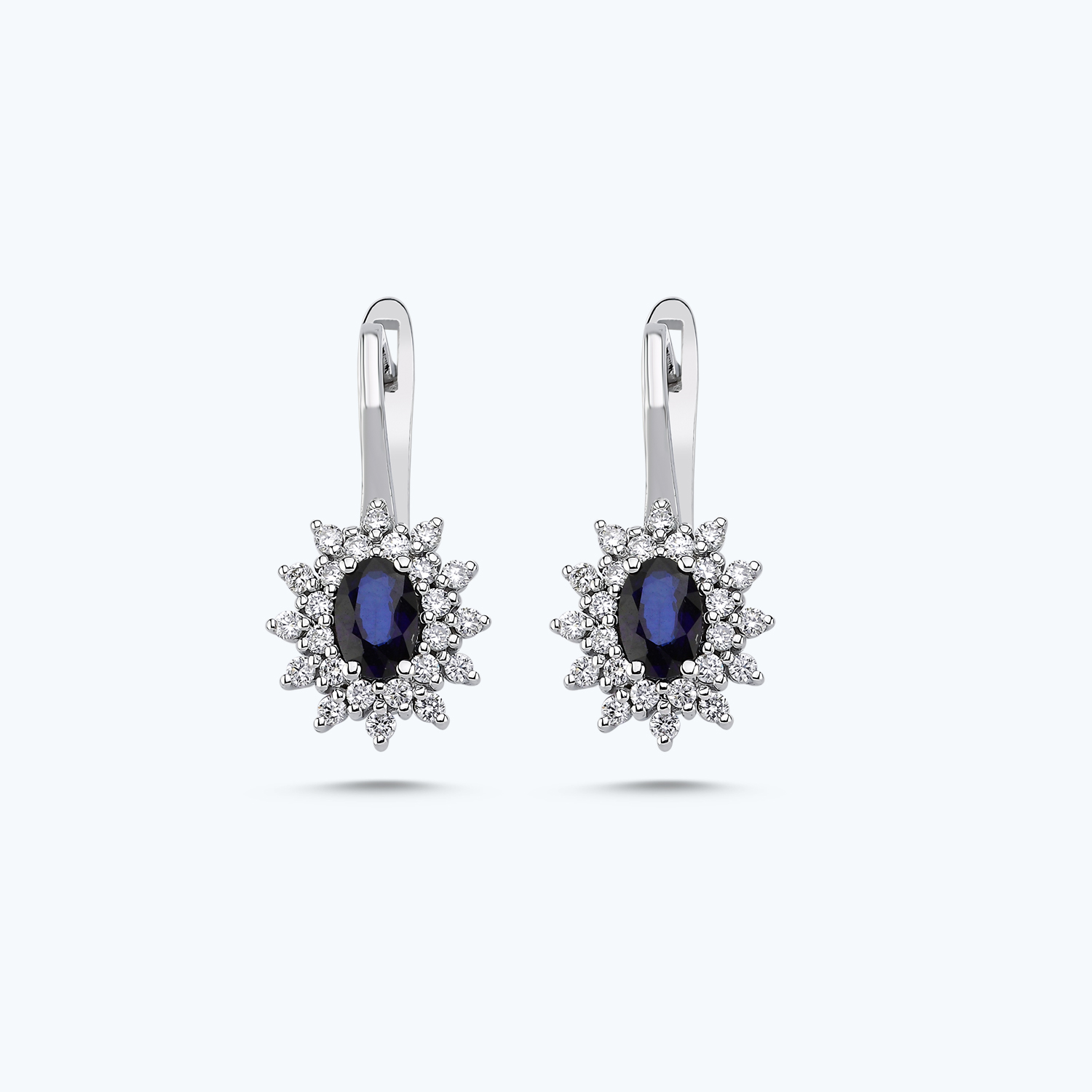 0.56 Karat Pırlanta Safir Oval Küpe