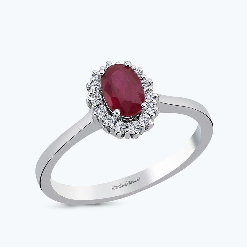 Pırlanta Yakut Oval Yüzük