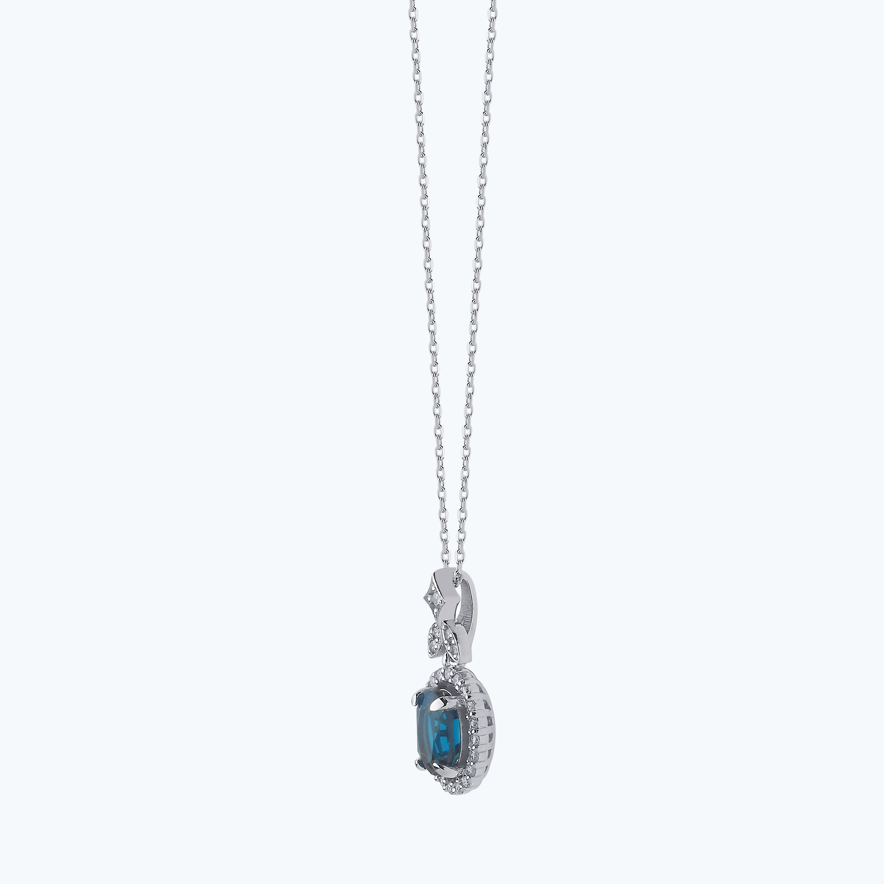 0.17 Karat Pırlanta Vintage Oval Kolye