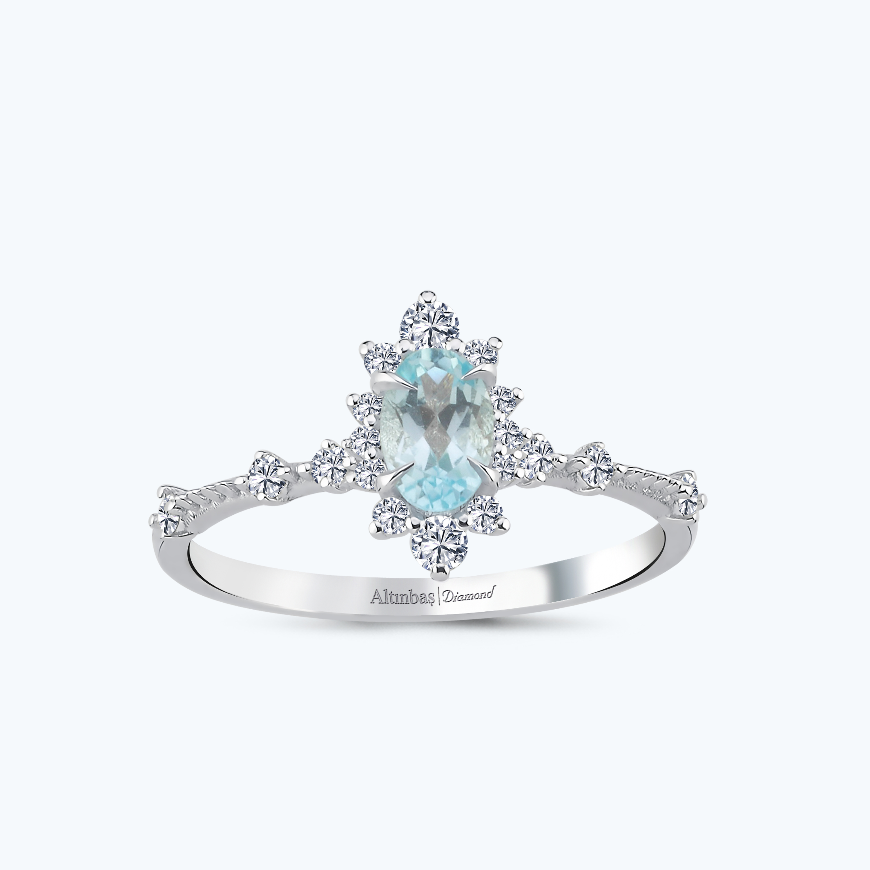 0.20 Karat Pırlanta Mavi Topaz Oval Yüzük