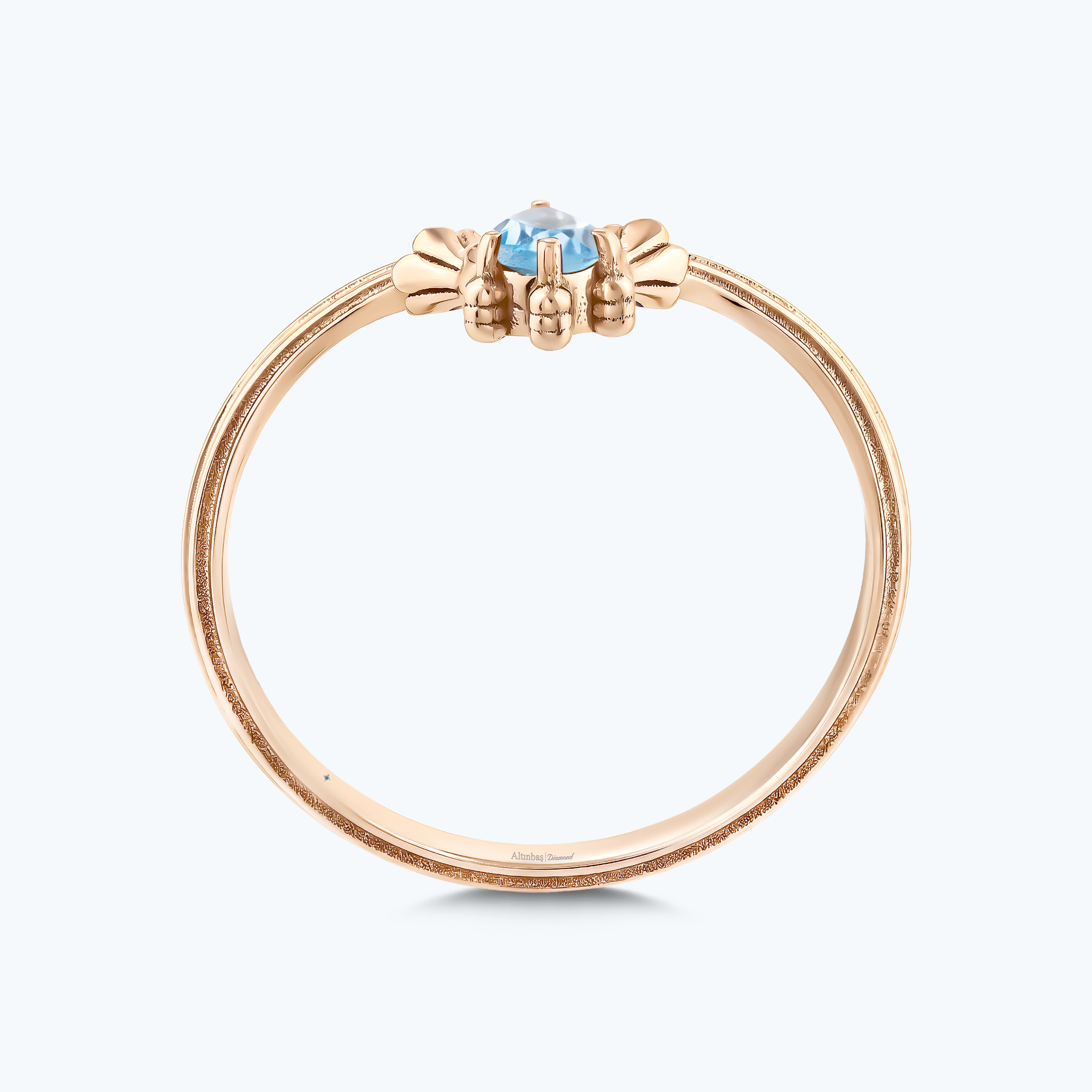 0.01 Karat Pırlanta Mavi Topaz Damla Yüzük