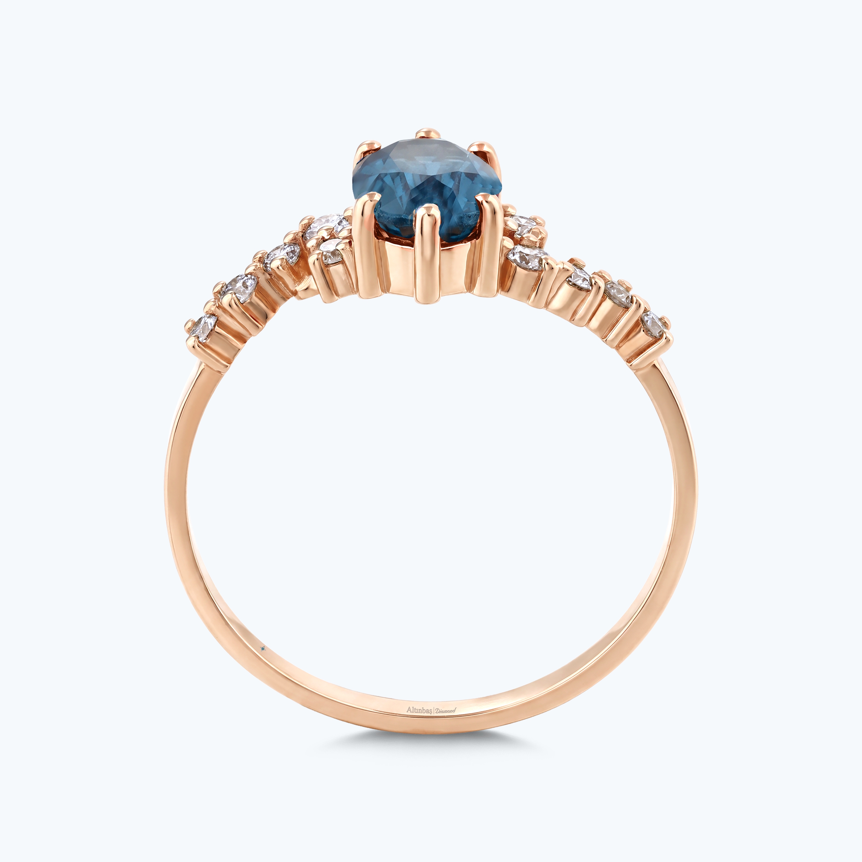 0.16 Karat Pırlanta Mavi Topaz Oval Yüzük