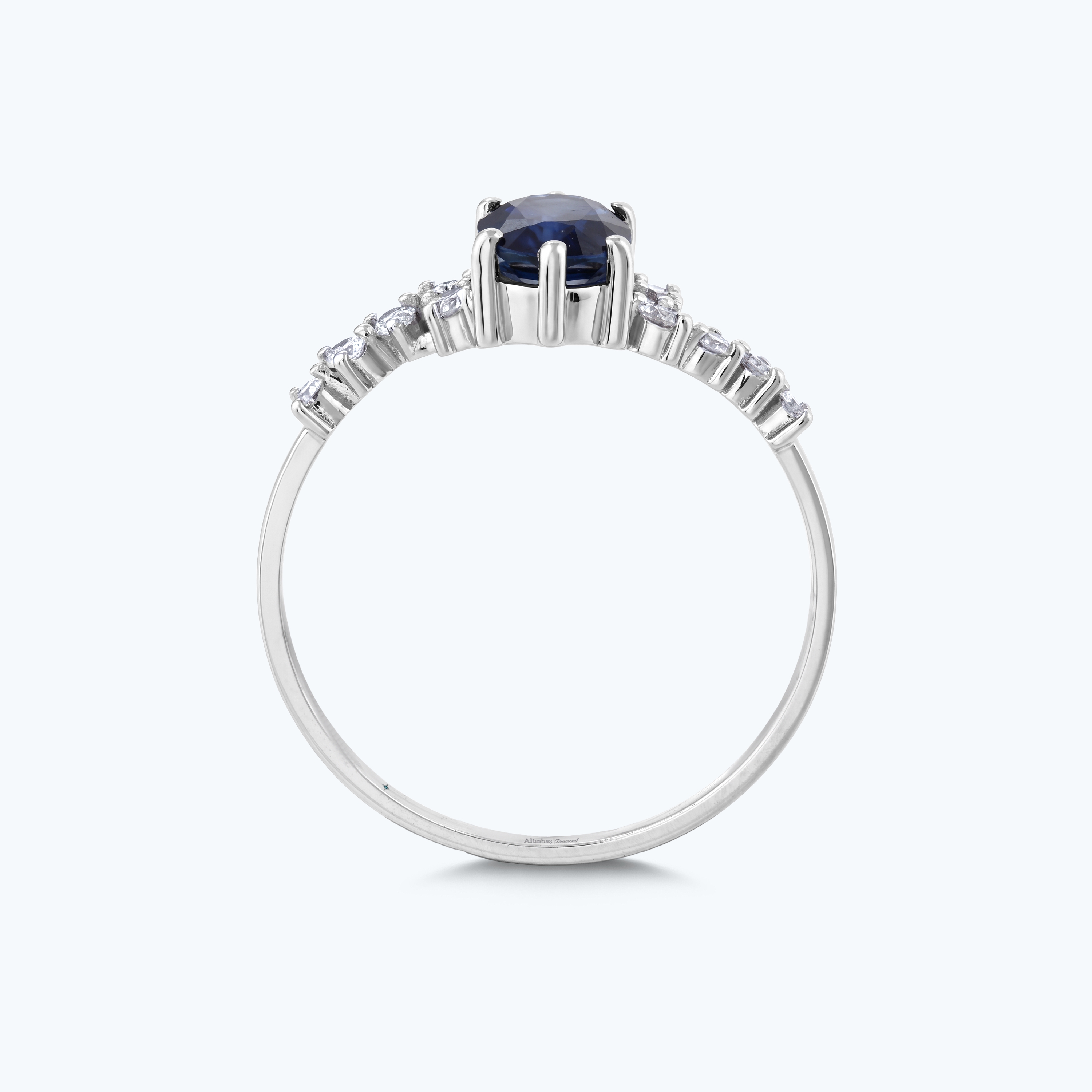 0.16 Karat Pırlanta Safir Oval Yüzük