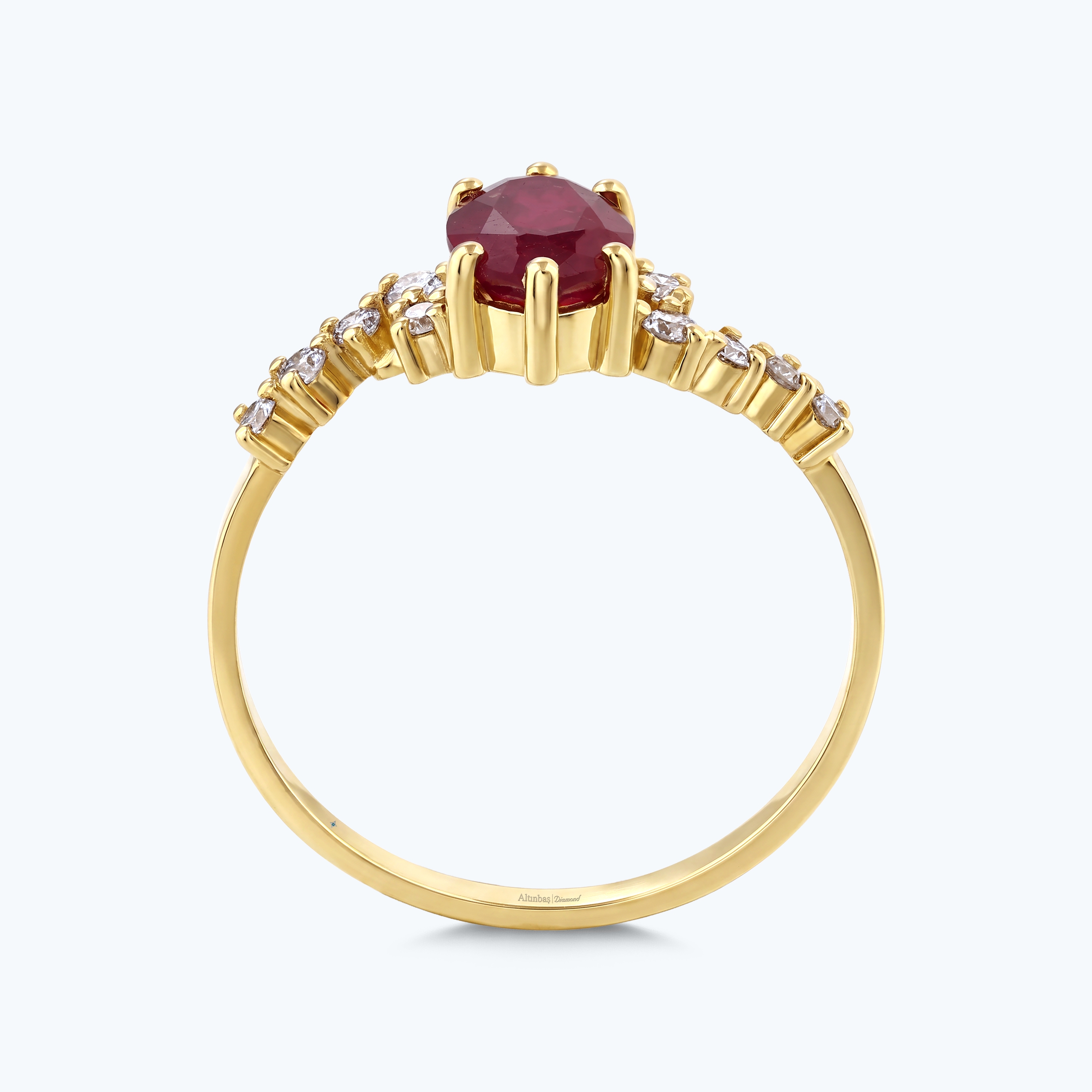 0.16 Karat Pırlanta Yakut Oval Yüzük