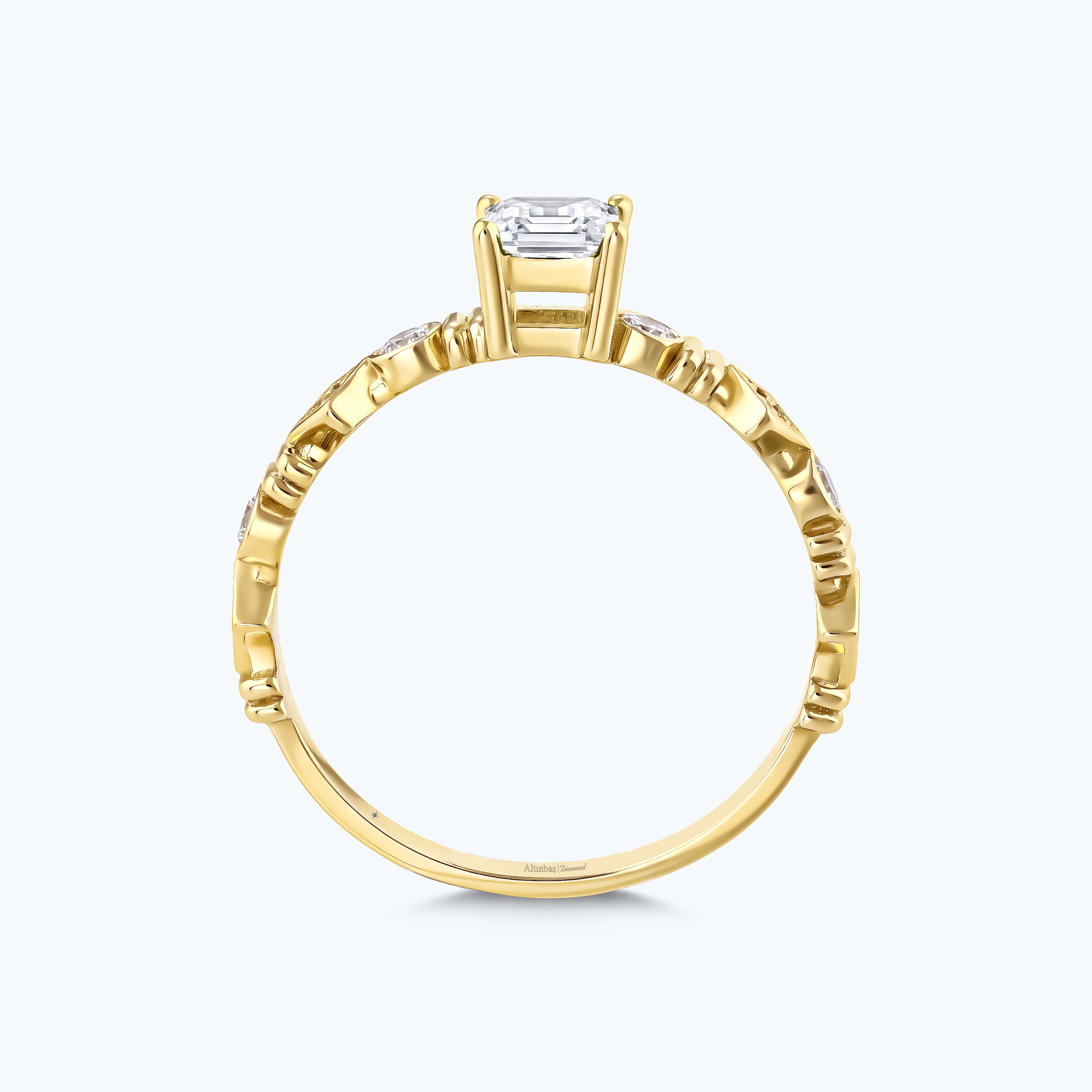 0.18 Karat Pırlanta Topaz Prenses Kesim Yüzük