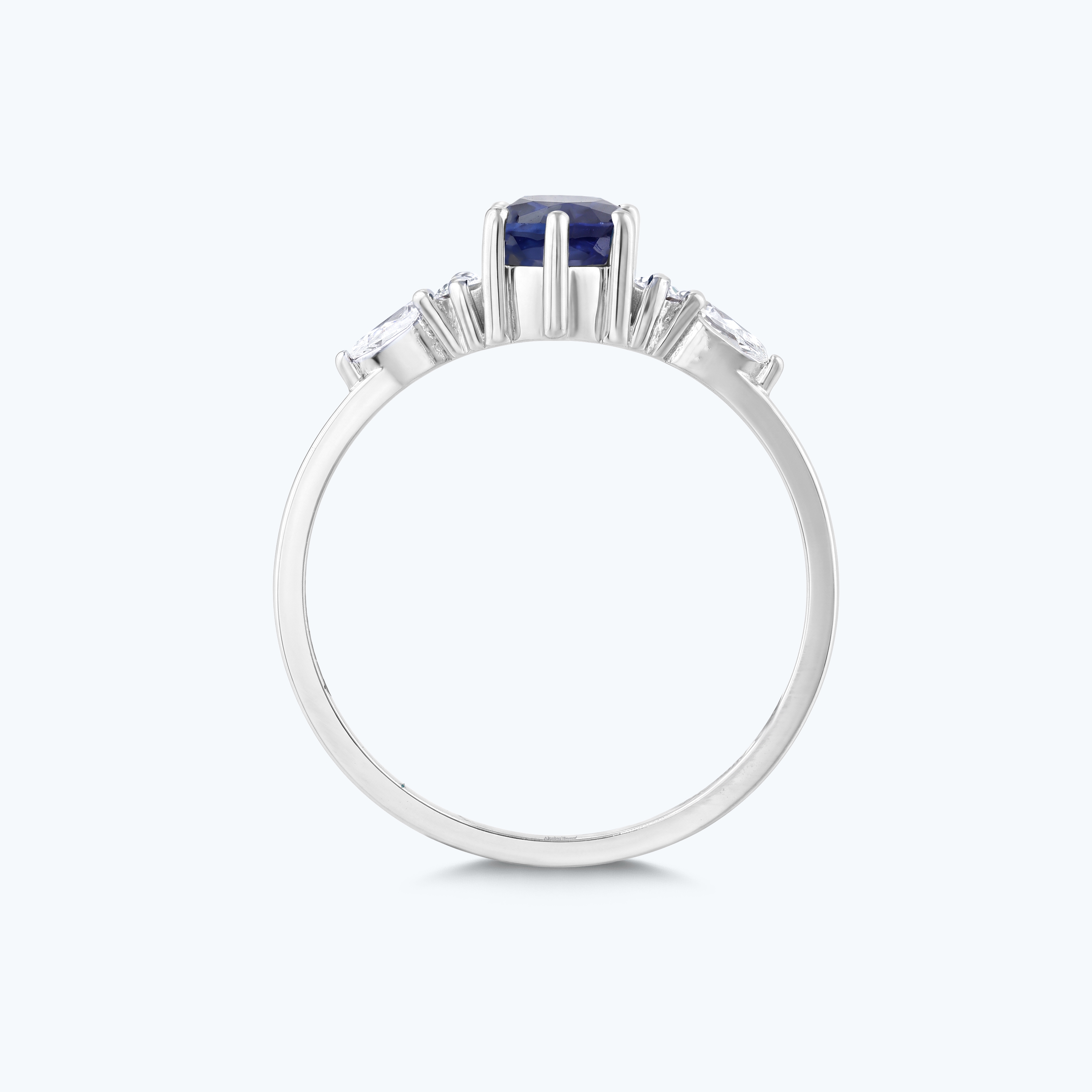 0.20 Karat Pırlanta Safir Oval Yüzük