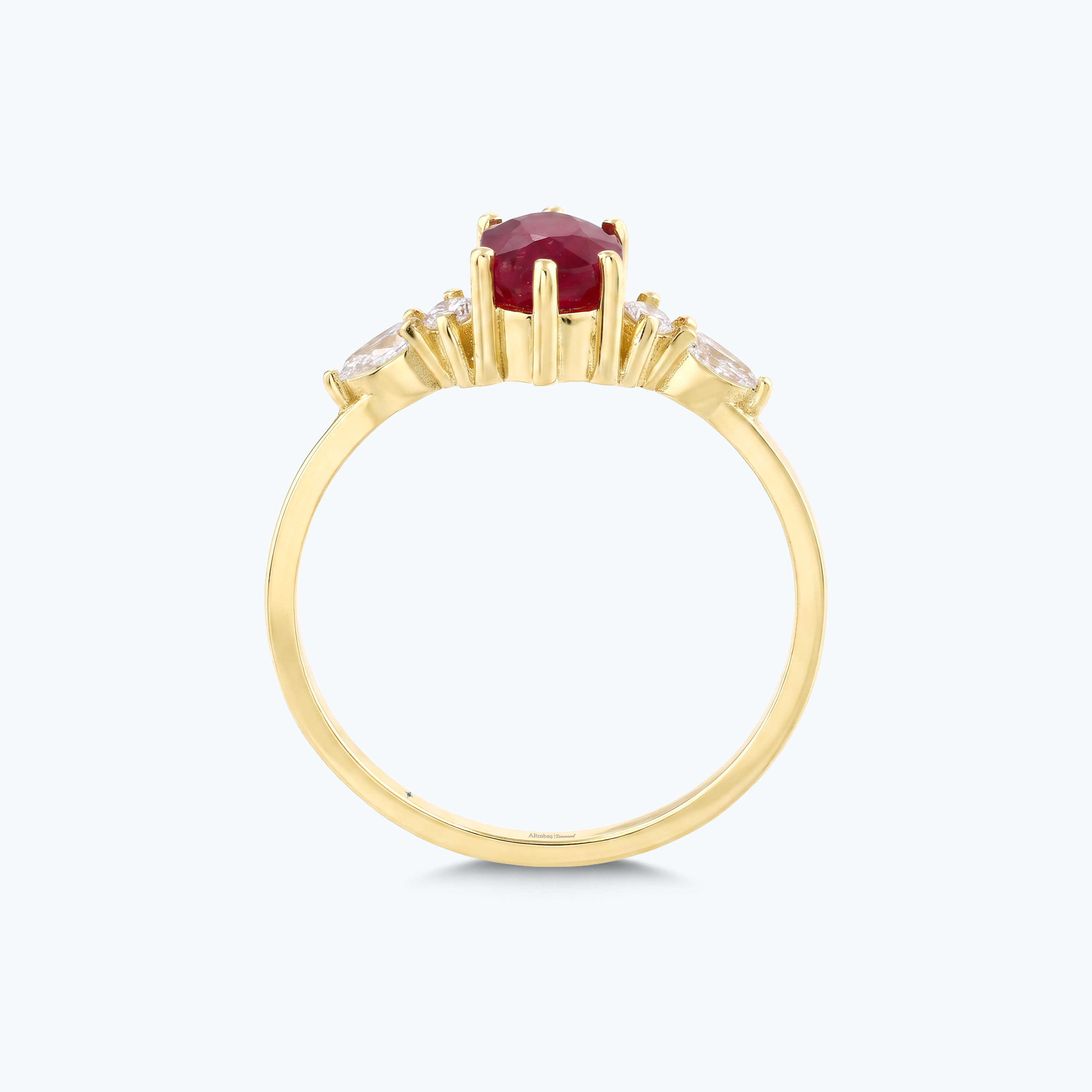 0.20 Karat Pırlanta Yakut Oval Yüzük