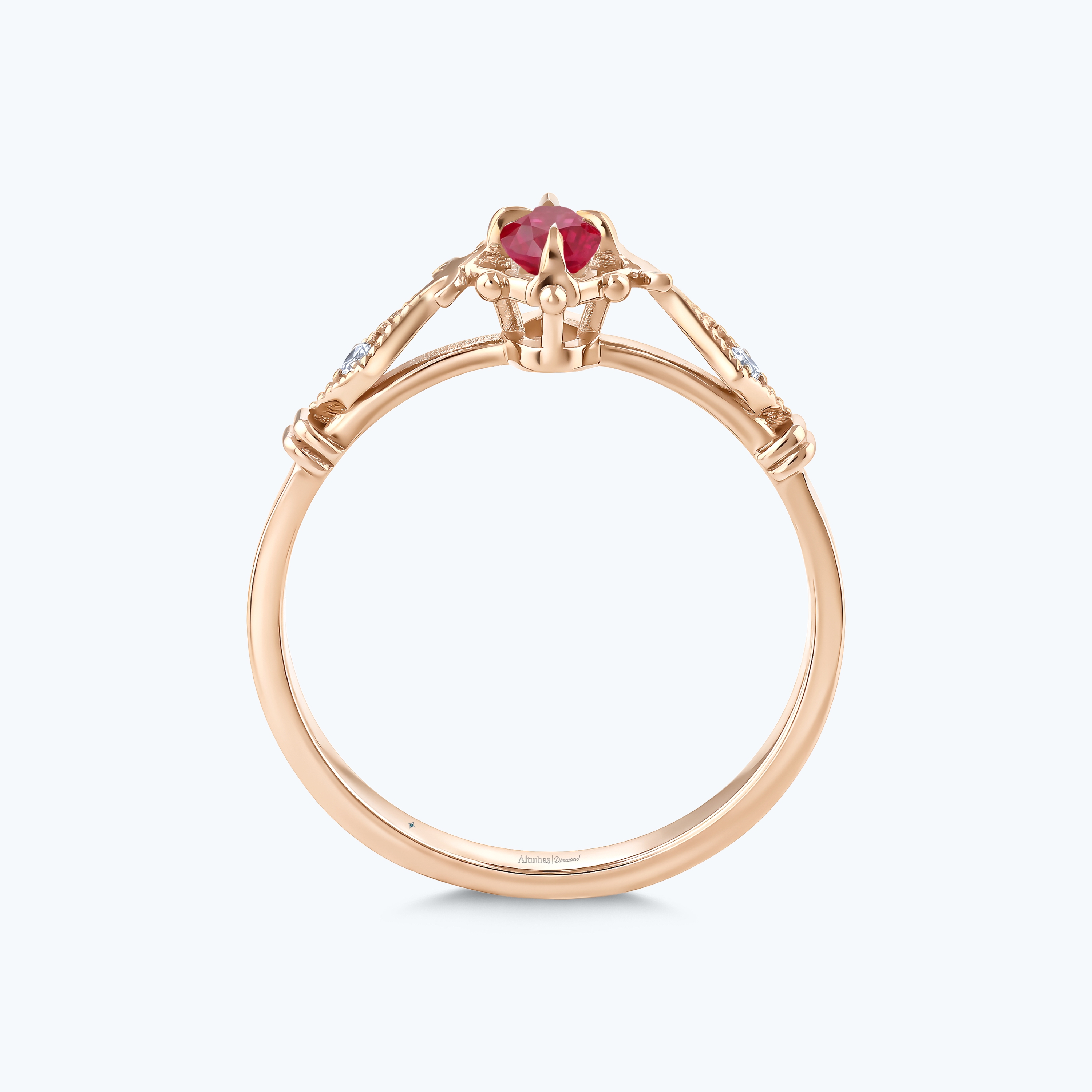 0.02 Karat Pırlanta Yakut Oval Yüzük