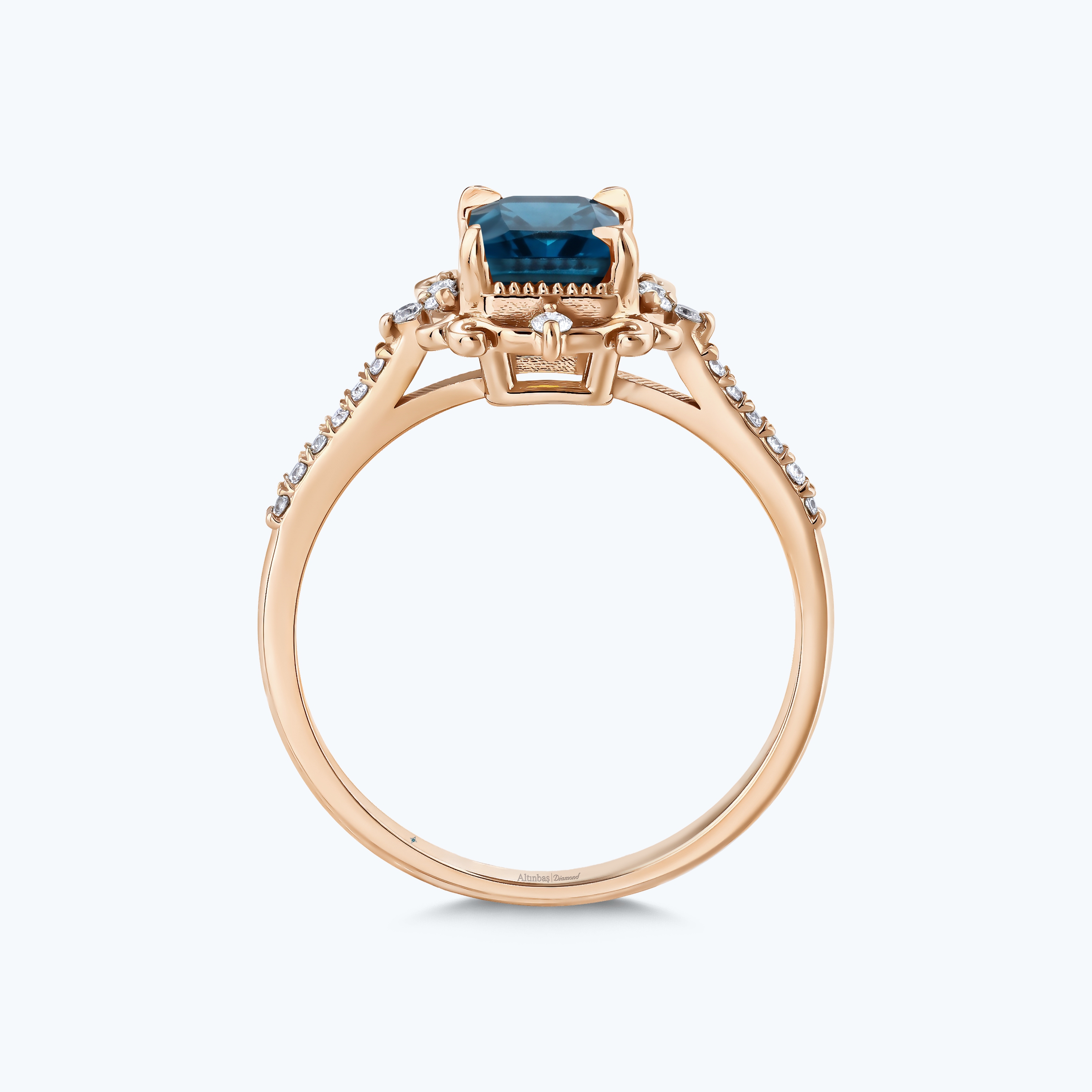 0.14 Karat Pırlanta Topaz Emerald Kesim Yüzük