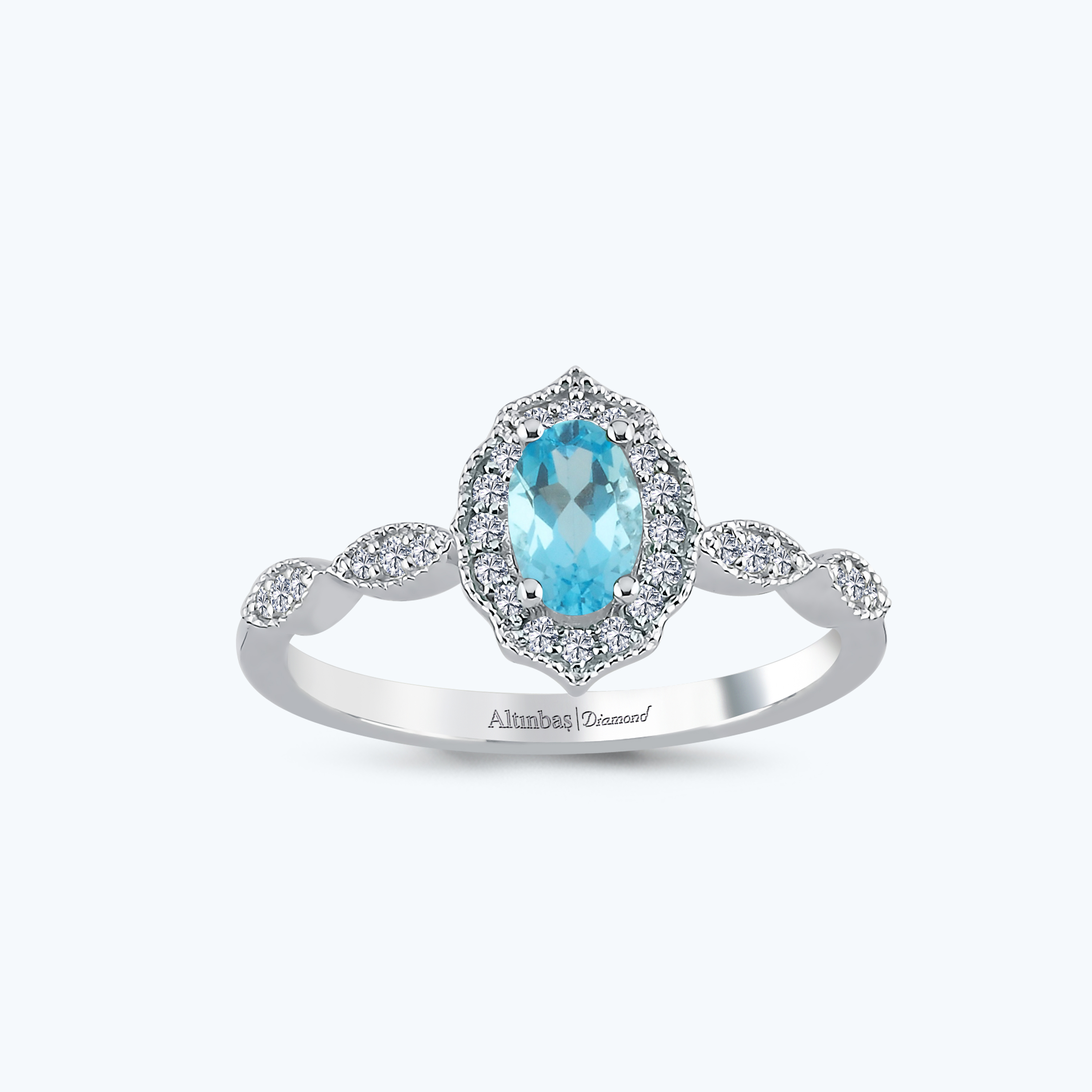 0.12 Karat Pırlanta Mavi Topaz Oval Yüzük